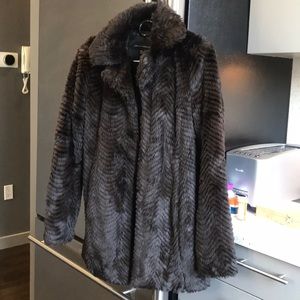 FAUX FUR JACKET